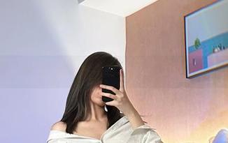 微密圈 – 绕不开的白色蕾丝：醇子小姨的高清照片魅惑