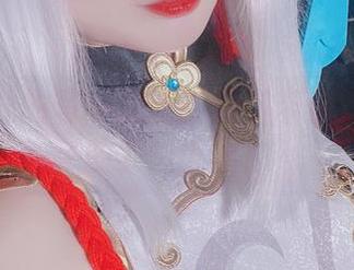 吉他妹妹的写真探险：雪猫带你走入音乐的梦幻世界！