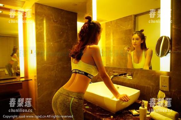 青豆客-梦娜Vanessa 青豆客 - 梦娜Vanessa:清新空姐的高清写真,似乎每一帧都有一段故事