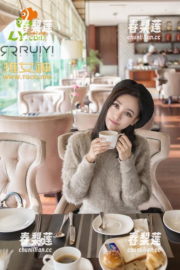 青豆客 - 下载雪Baby水手服原图，感受一下什么叫‘潮流与寒流’的完美碰撞！