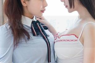 魅妍社 – 从浴缸到画板：刘钰儿的美图资源之旅