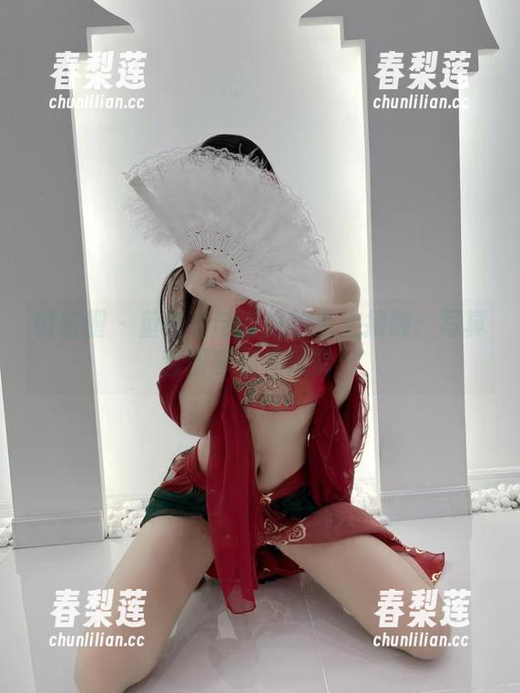 微密圈 - 鱼神鱼与蜜桃的亲密接触：写真套图等你来欣赏！